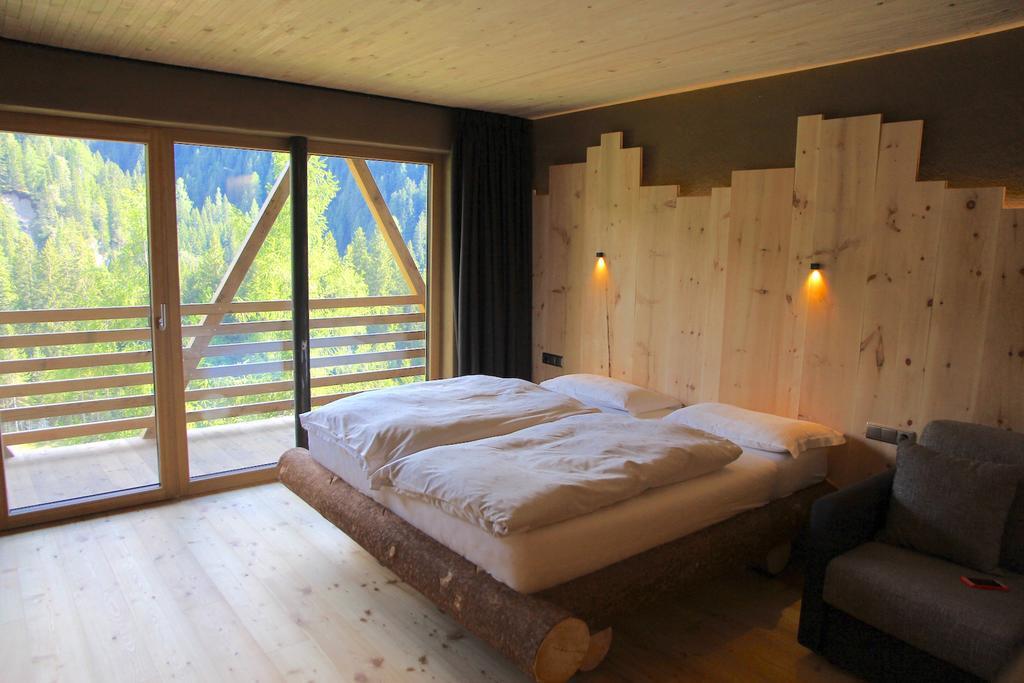 Bike & Ski Hotel Diana Karersee Welschnofen Buitenkant foto