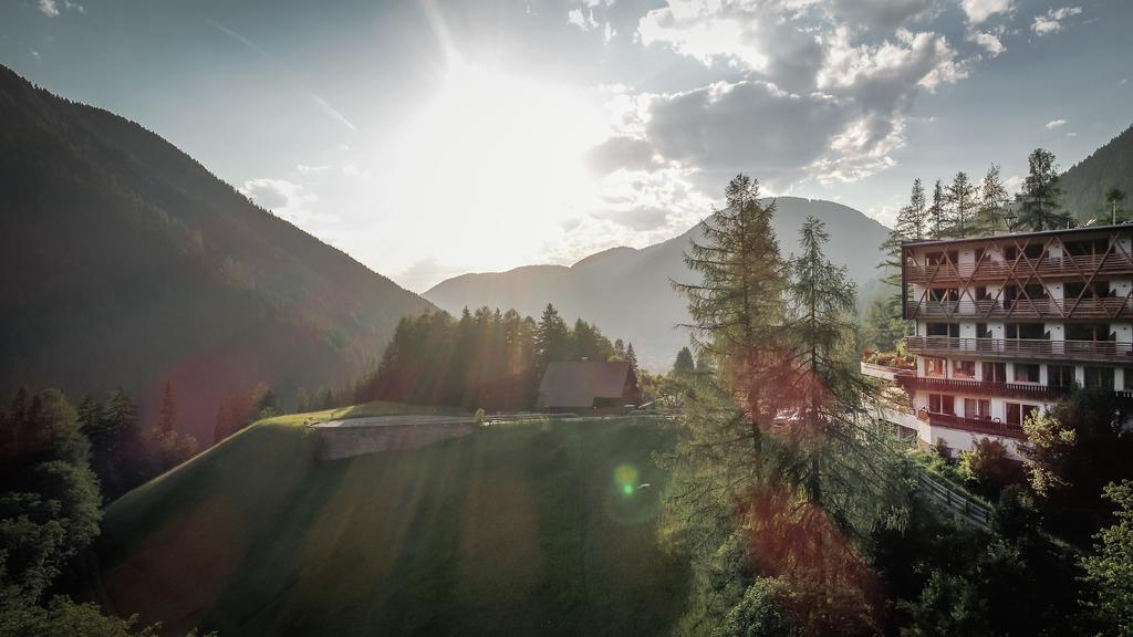 Bike & Ski Hotel Diana Karersee Welschnofen Buitenkant foto
